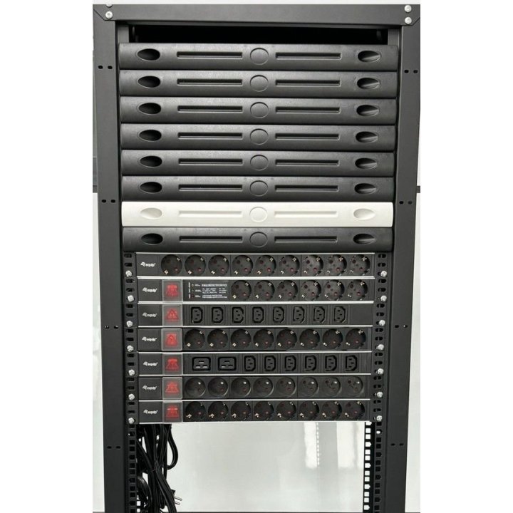 Regleta Rack 19" 1u Equip 6 Tomas C19 Con Interruptor Conector Iec20 333319