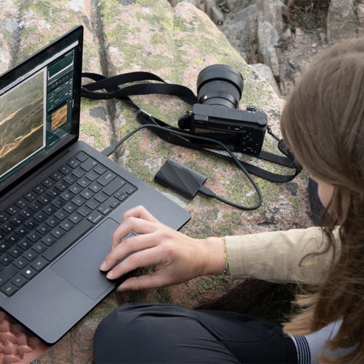 Disco M.2 Externo T9 Shield Pcie Nvme Usb 3.2 Samsung Mu-pg1t0b eu 1tb Black