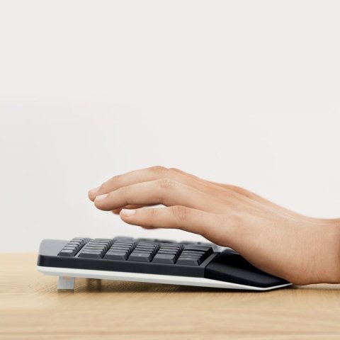 Pack Teclado Y Mouse Logitech Mk850 Aleman P n 920-008221