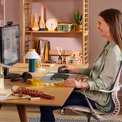 Mouse Logitech Wireless Y Bluetooth Ergo Lift Laser 2.4 Ghz Unifying Y Bluetooth Color Grafito P n  910-006473