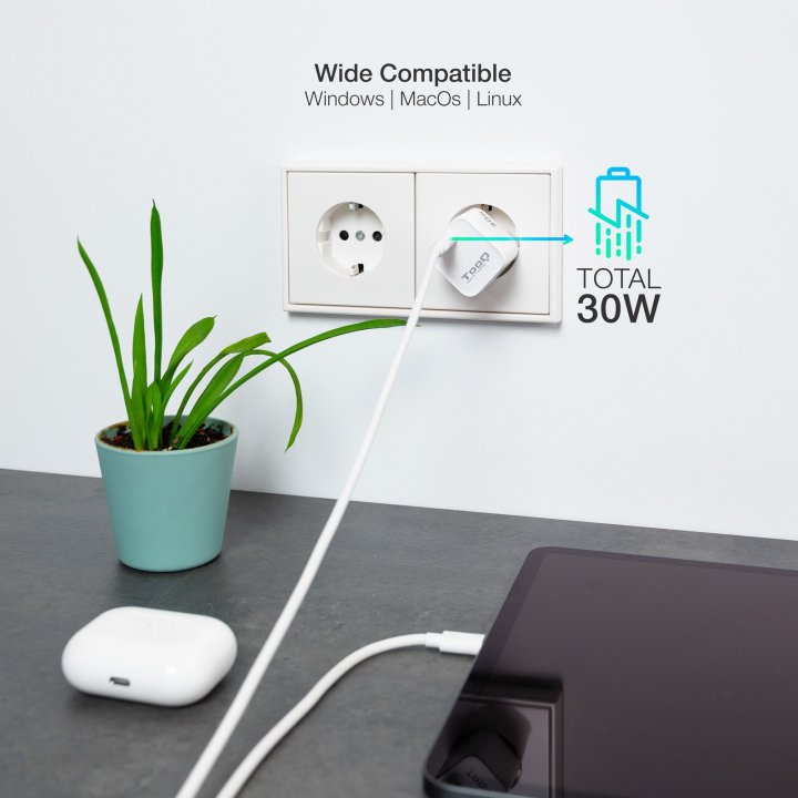 Cargador De Pared Tooq Tqwc-ganpd30wt Usb-c + Pd 30w Blanco