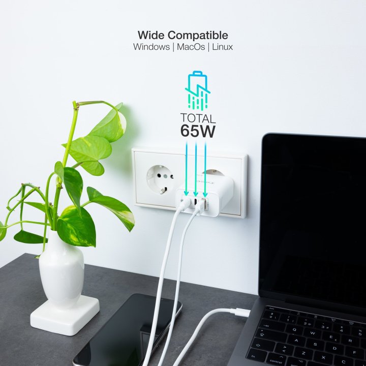 Cargador De Pared Tooq Tqwc-ganqc2pd65wt 2usb-c Pd + Usb-a Qc 65w Blanco