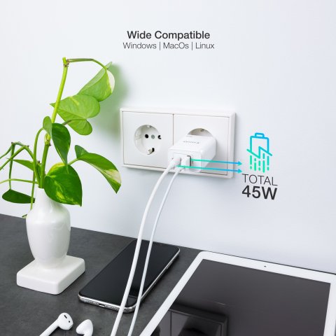 Cargador De Pared Tooq Tqwc-ganqcpd45wt Usb-c Pd + Usb-a Qc 45w Blanco