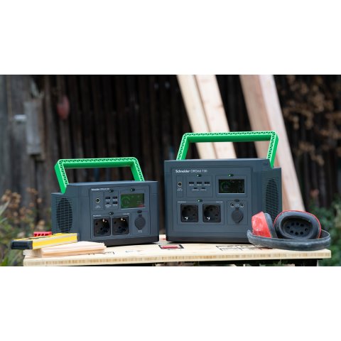 Estacion De Energia Portatil Apc Pps330-gr Offgrid 330 332wh 531w Entrada Cc 2xac Usb Carga Inalambrica Lcd