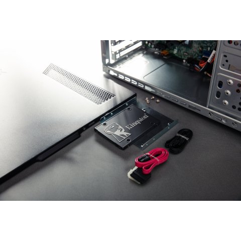 Disco Ssd Sata3 1024gb Kingston Kc600 (520mb s Escritura) Skc600 1024g