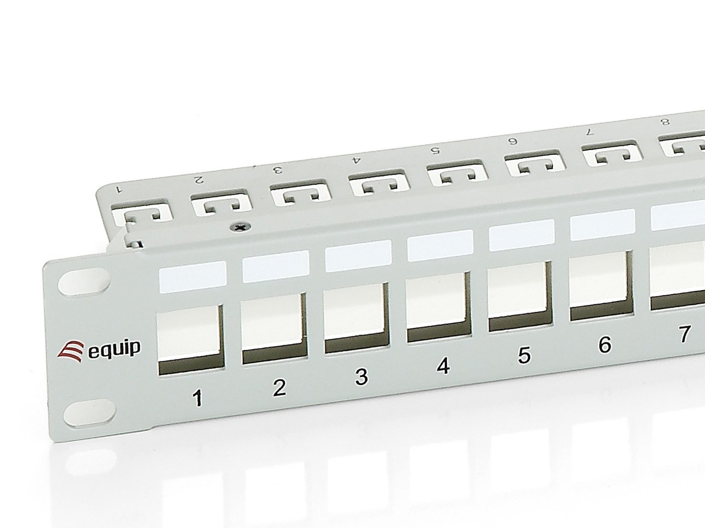 Patch Panel 24 Puertos CAT.6 Apantallado Vacio Color Gris — vista detalle 1