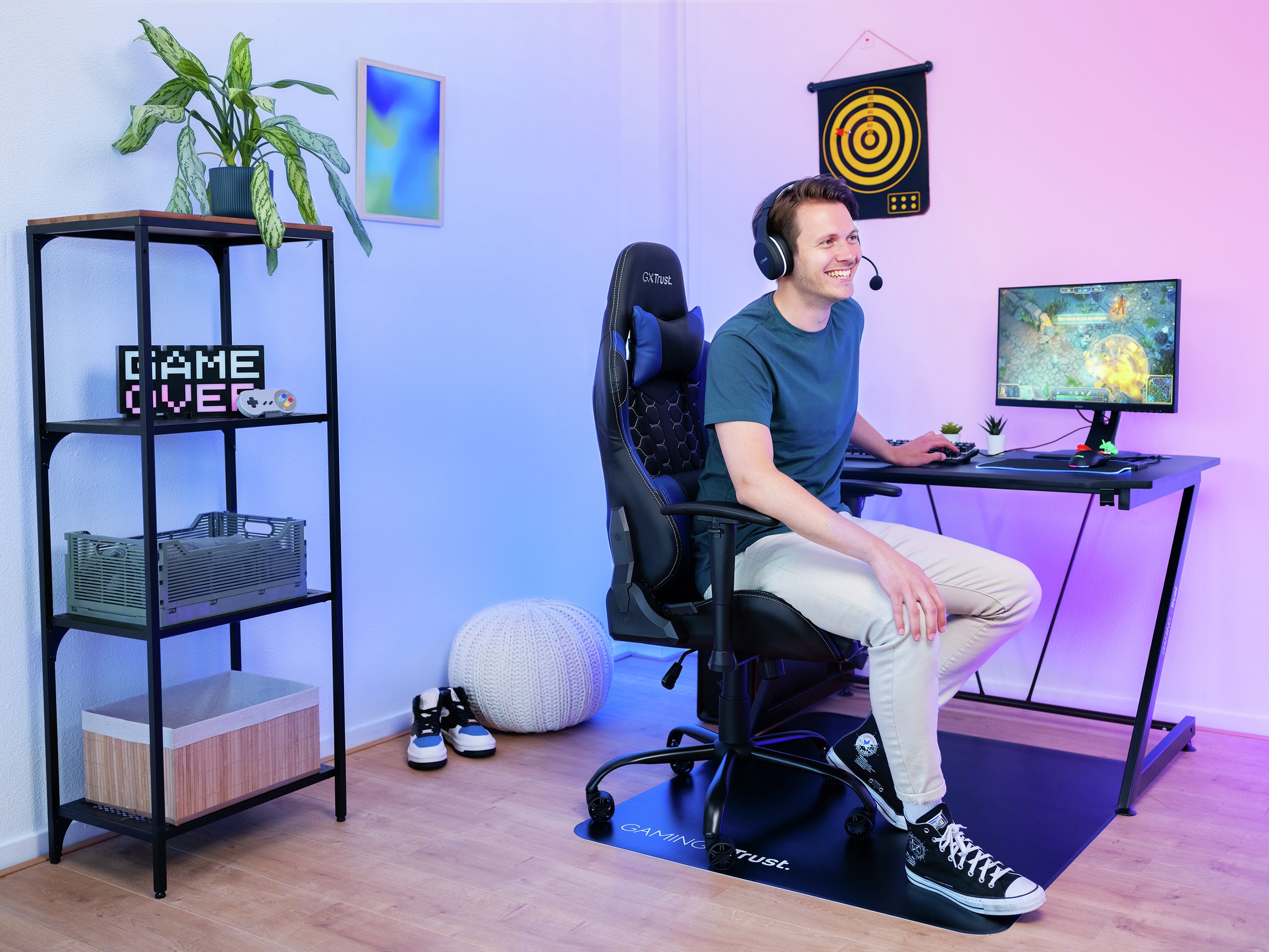 Silla Gamer GXT 708 Resto Gaming Giratoria 360 Elevador de GAS Clase 4 Respaldo Ajustable entre 90º y 180º Color Negro / Azul 24435 5