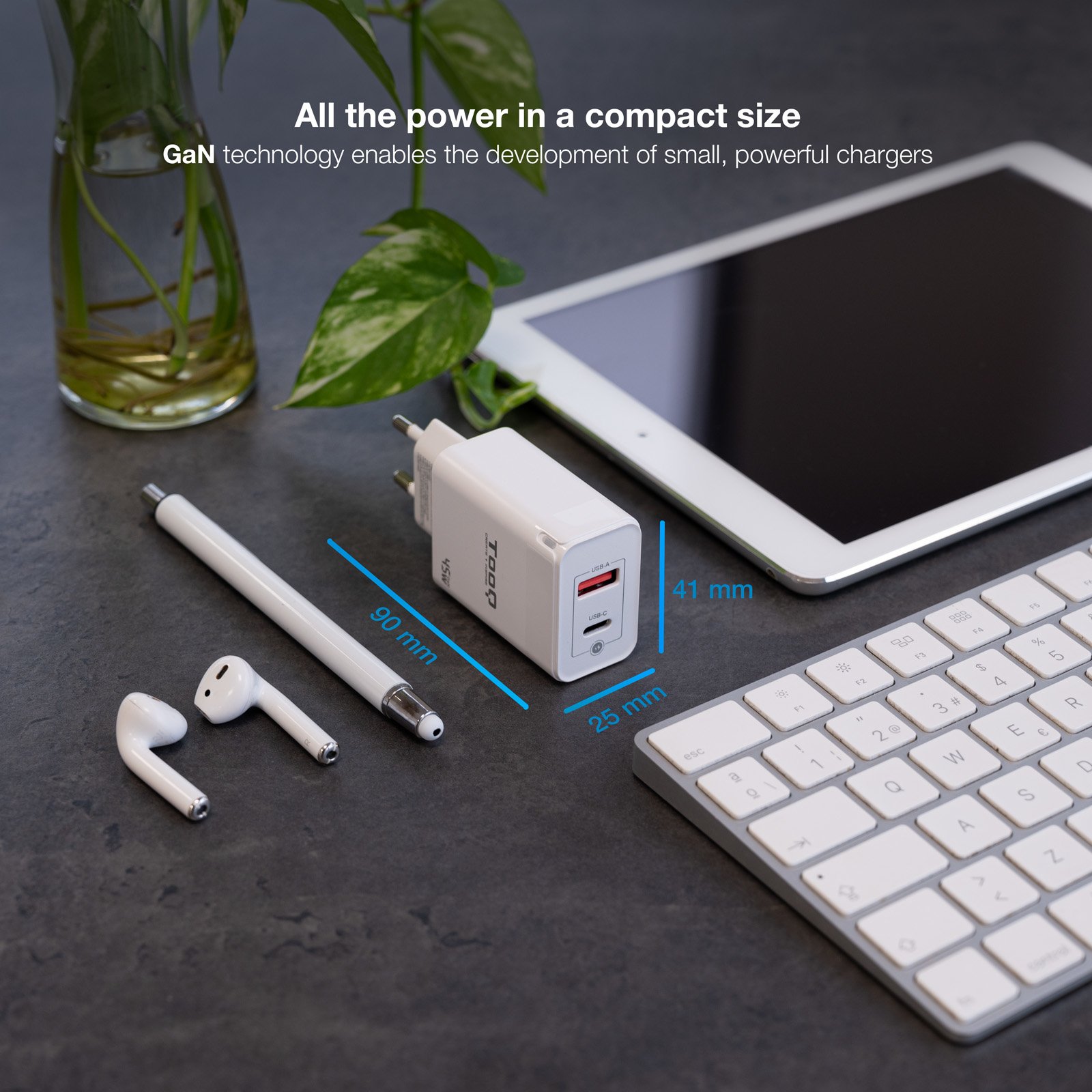 TOOQ TQWC-GANQCPD45WT — Cargador USB-C 45W con Puerto USB-A 3