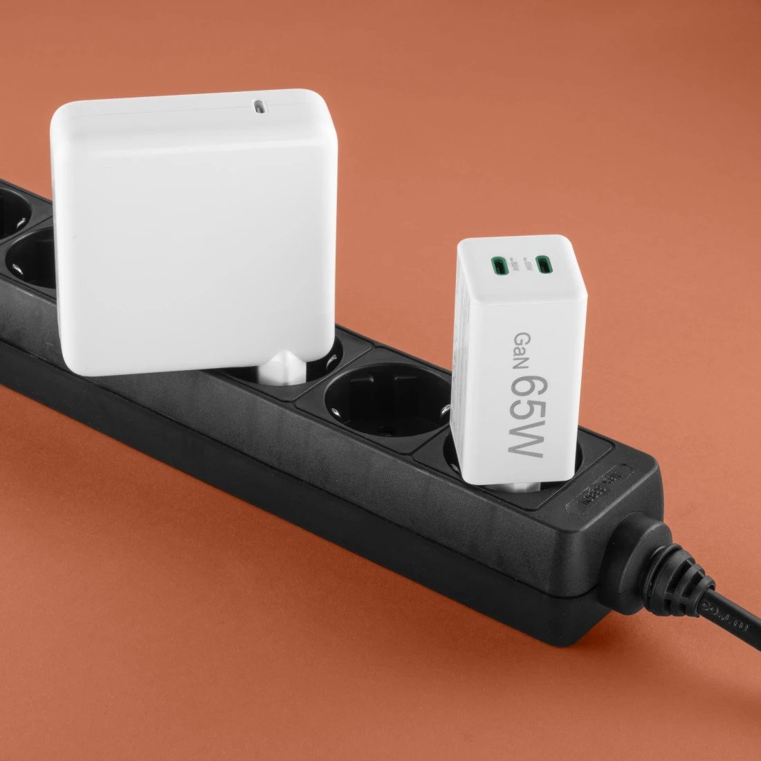 HAMA 00201994 — Cargador USB GaN 65W dual USB-C blanco 9
